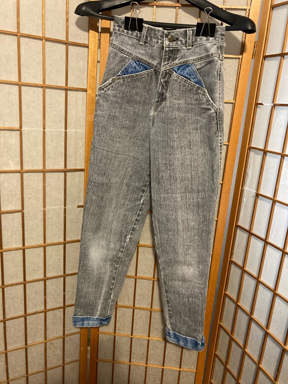 Bonjour VTG High-Waist Grey Acid-Wash Jeans Blue Pocket Accents